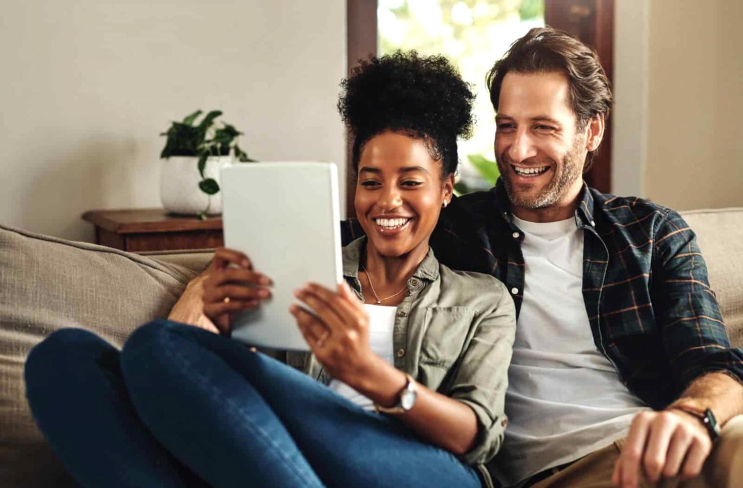 Sesión de mentoría financiera con análisis de presupuesto personal